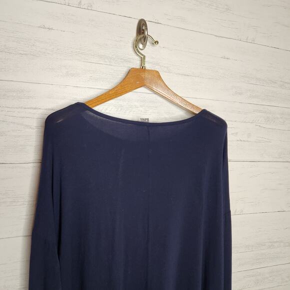 Vince Longsleeve Navy Pullover Tee Size Medium‎ - Picture 8 of 9